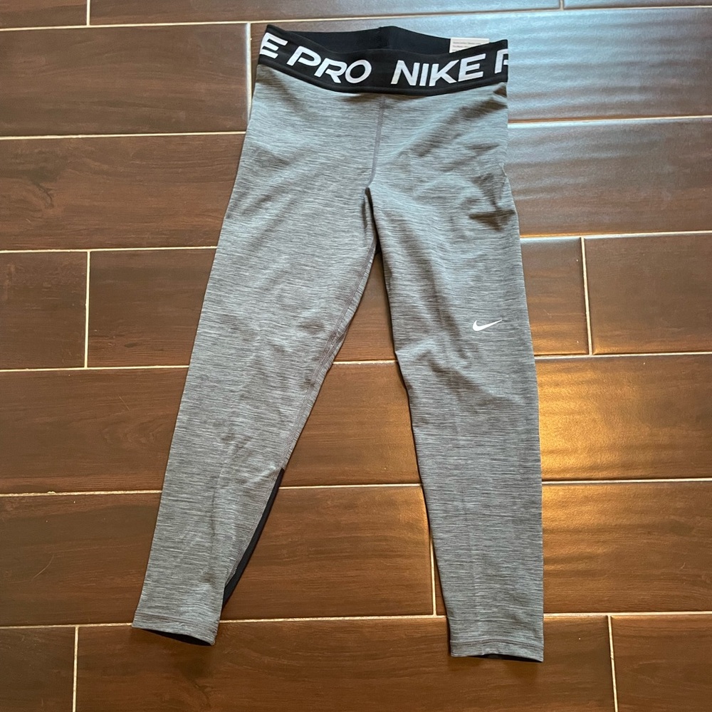 Nike pro leggings!!! Never worn with tags